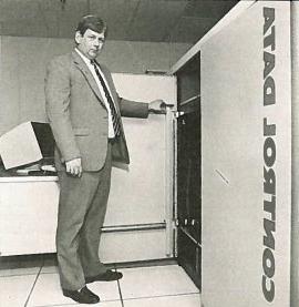 新型超小型计算机，1987年